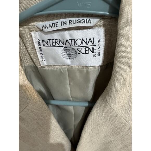 Woman’s Suit Jacket Size 6 - Picture 2 of 5